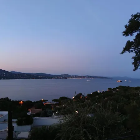 Villa Rose - Vue Panoramique Sur Le Golfe De Saint -Tropez *